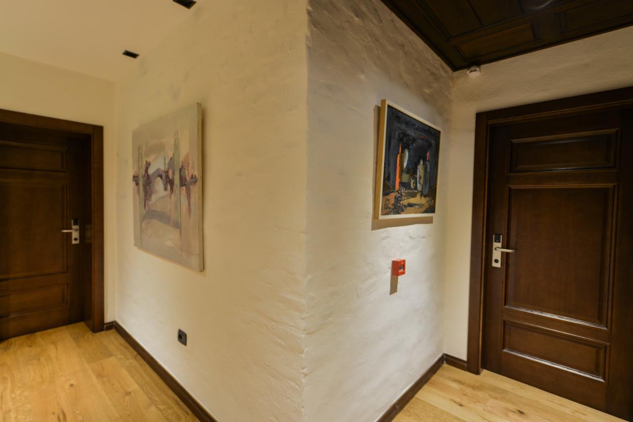 Hotel Barleti Призрен Экстерьер фото