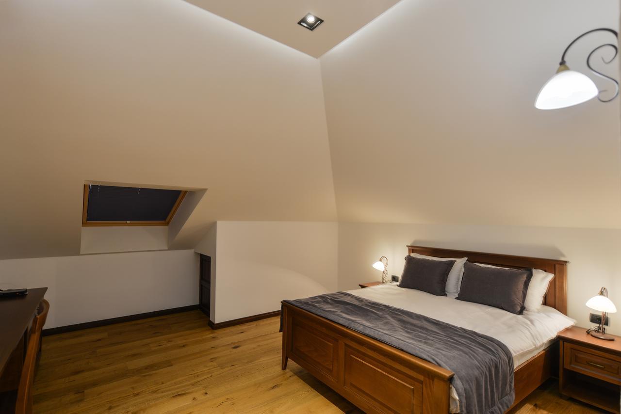 Hotel Barleti Призрен Экстерьер фото