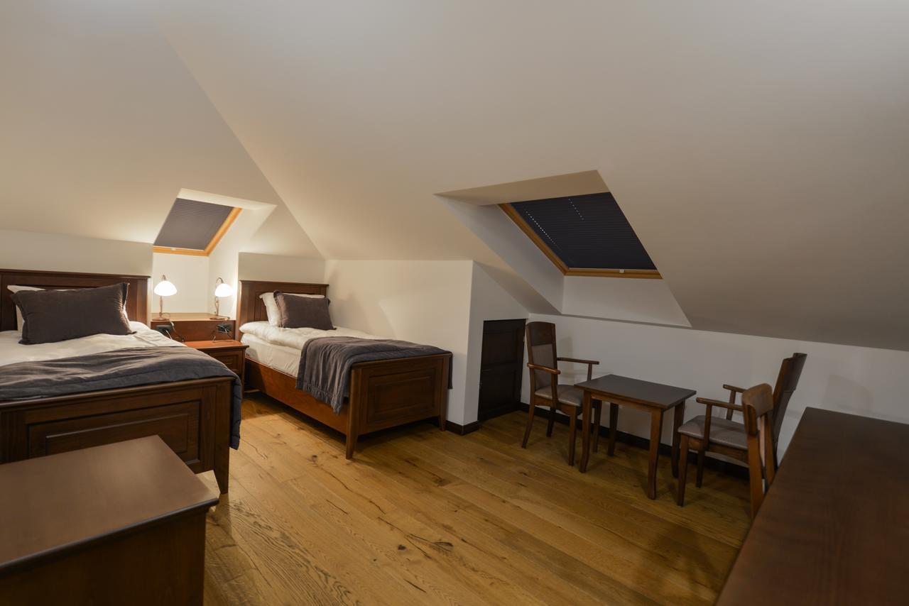 Hotel Barleti Призрен Экстерьер фото