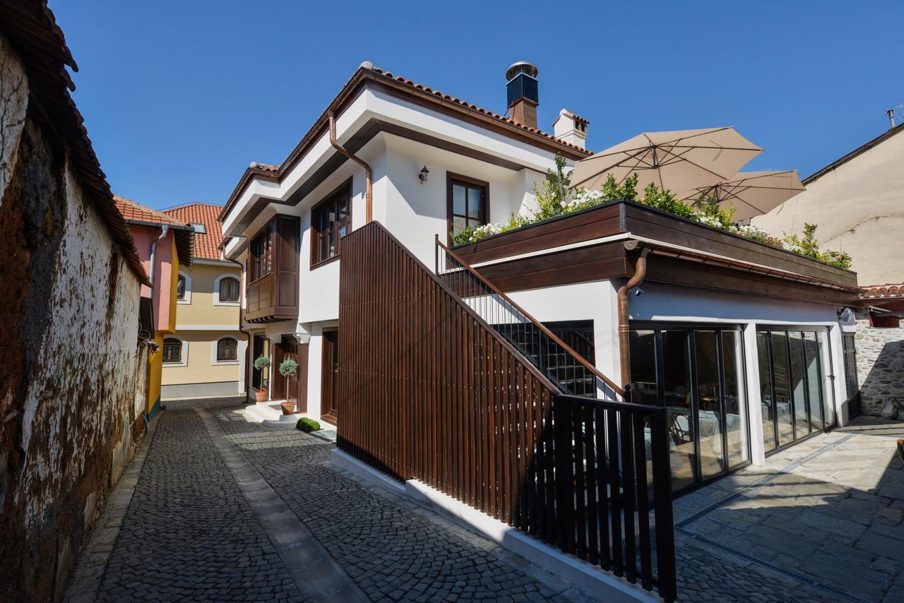 Hotel Barleti Призрен Экстерьер фото